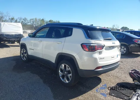 2019 Jeep Compass Limited 4X4 из США, поврежденный, VIN 3C4NJDCB5KT827375